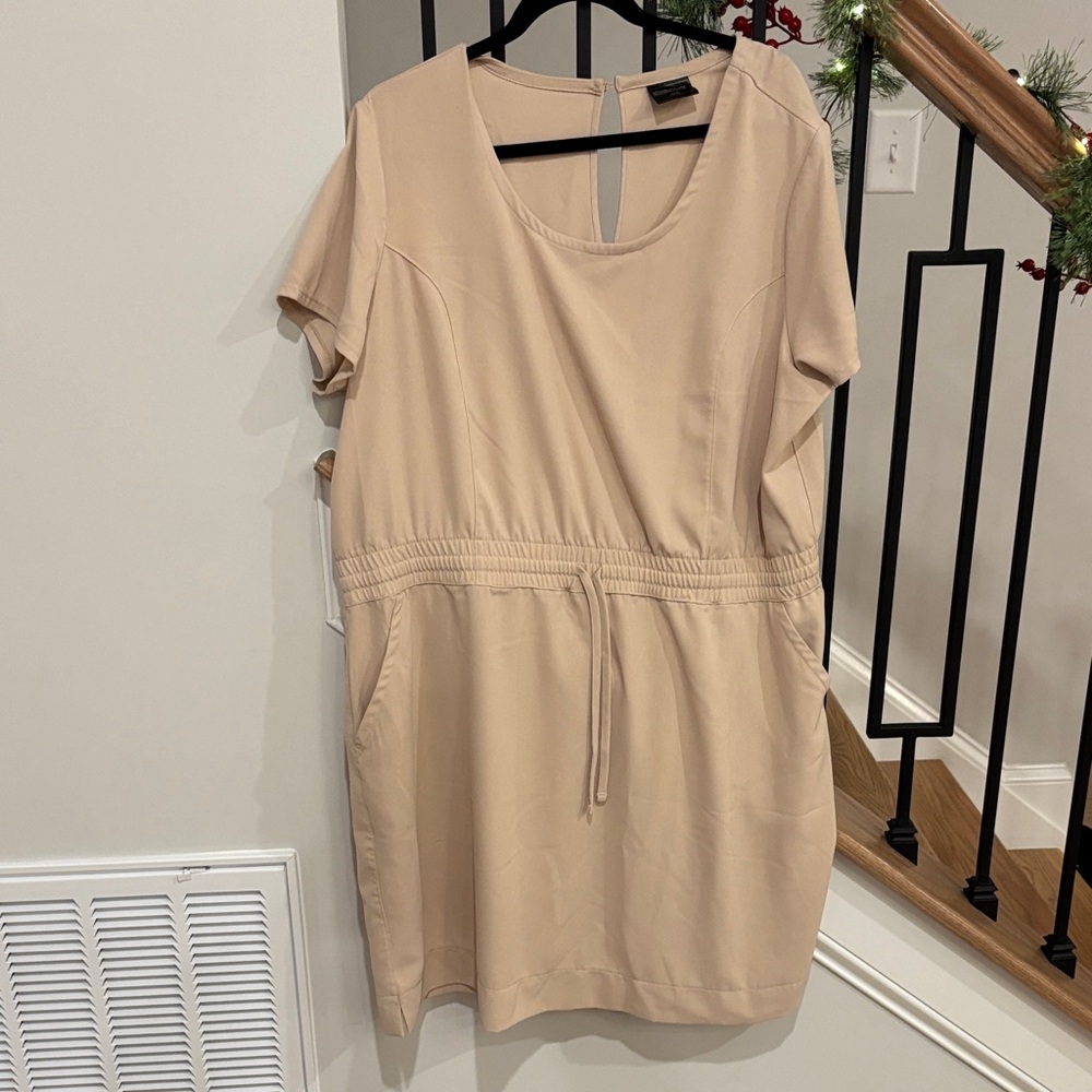 32 Degrees Cool Light Beige Sporty Dress size XXL